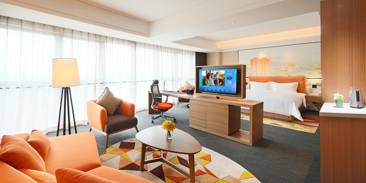 Hampton By Hilton Zhongshan Nanlang Exteriör bild