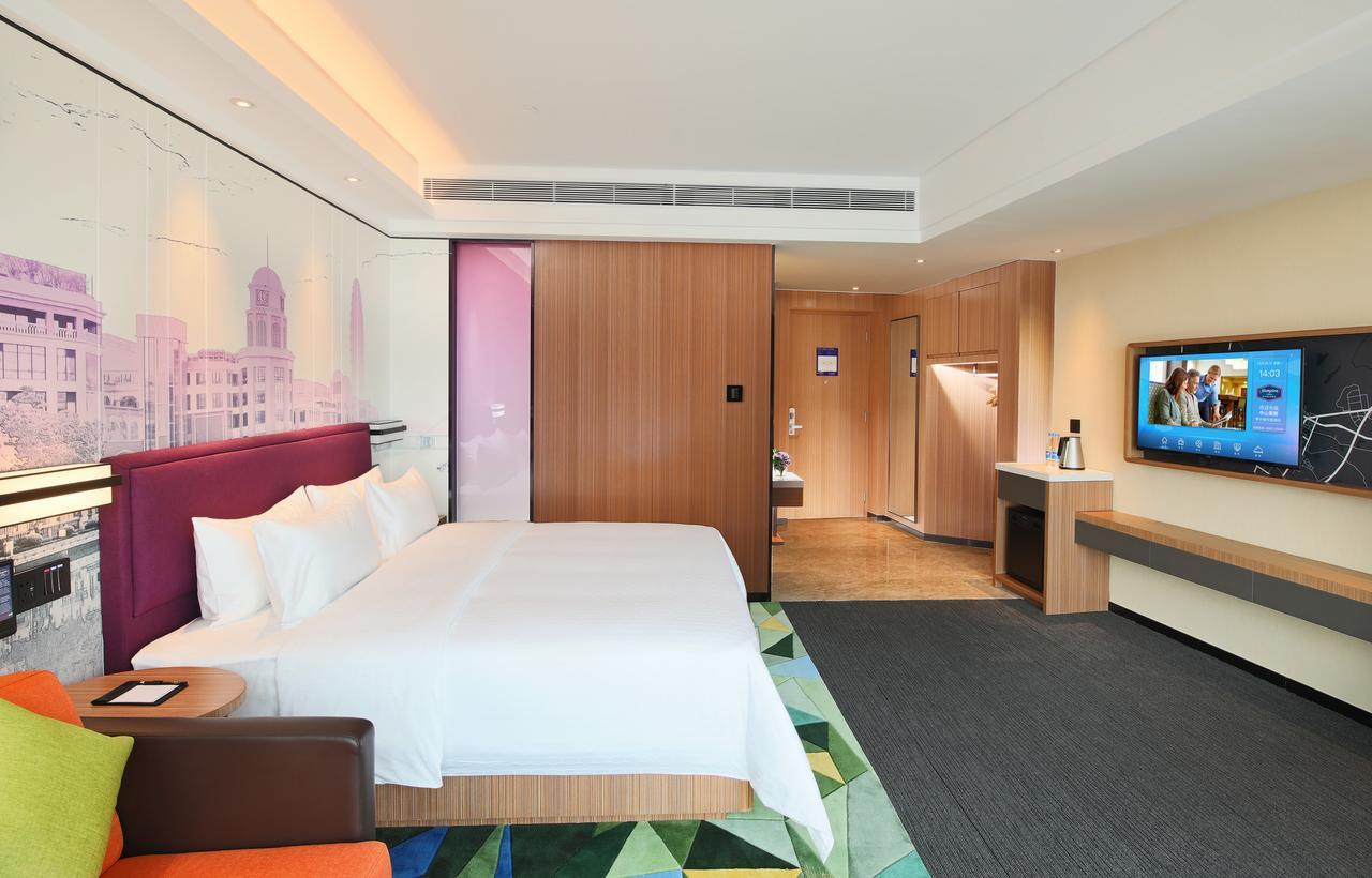 Hampton By Hilton Zhongshan Nanlang Exteriör bild