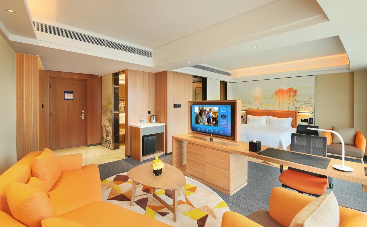 Hampton By Hilton Zhongshan Nanlang Exteriör bild