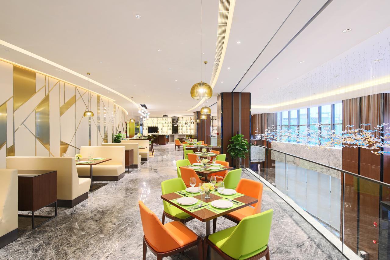 Hampton By Hilton Zhongshan Nanlang Exteriör bild